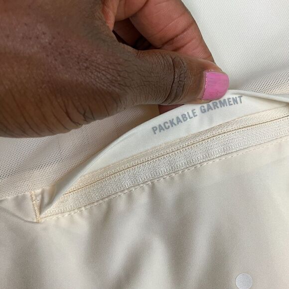 Nike Womens Icon Clash Packable Running Jacket Ivory Yellow Mesh Full Zip XL - Picture 11 of 12